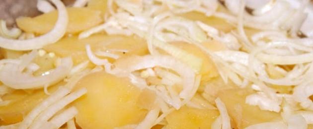 Варить картошку добавить яблочный уксус. Простой картофельный салат с луком