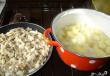 Картошка с грибами в сметане: секреты приготовления и лучшие рецепты